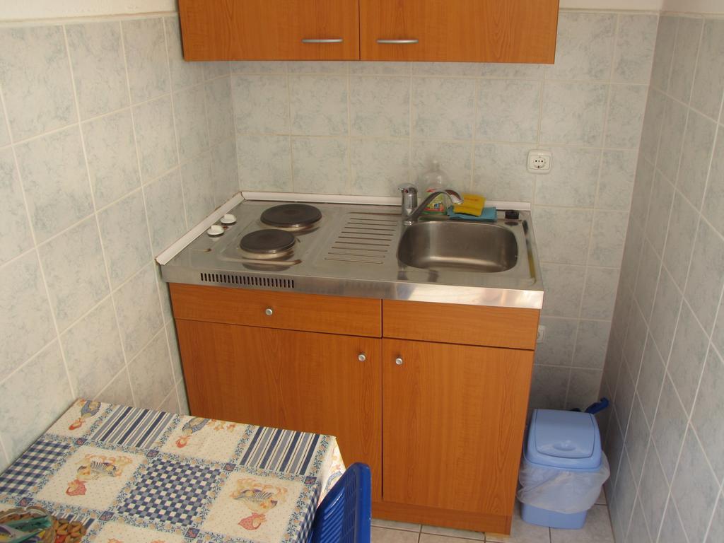 Apartments Primorac بوداكا الغرفة الصورة