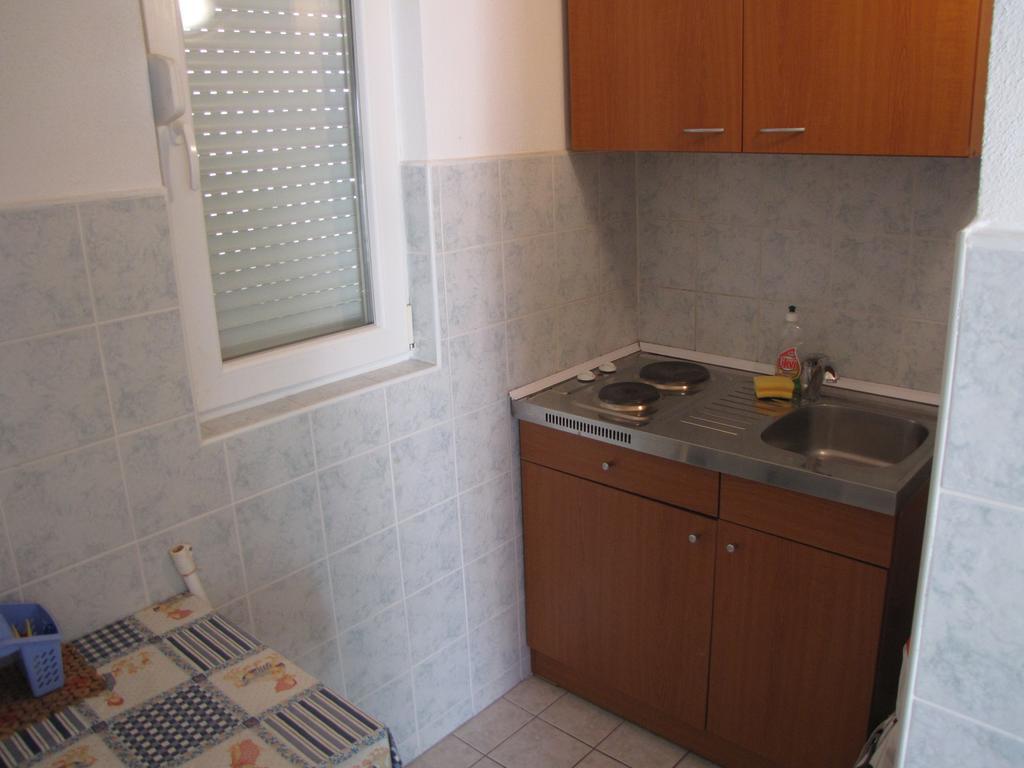 Apartments Primorac بوداكا الغرفة الصورة