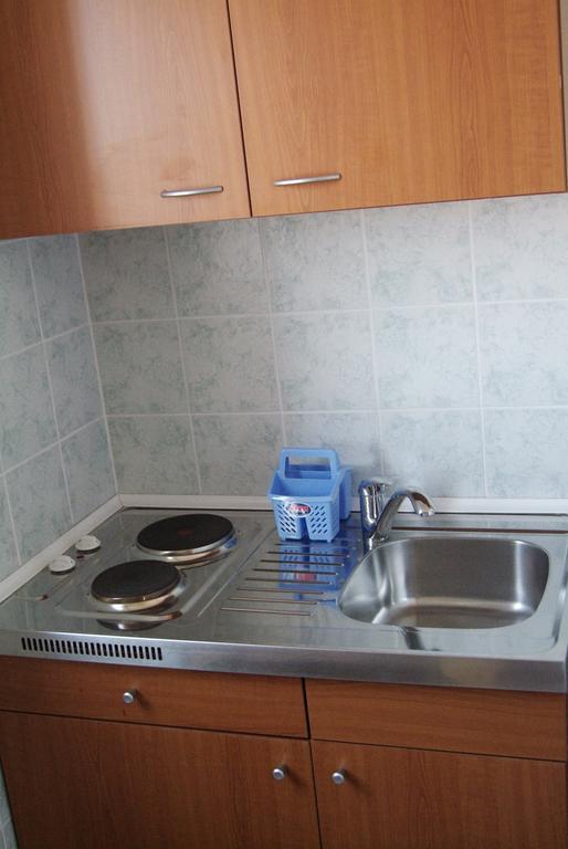 Apartments Primorac بوداكا الغرفة الصورة